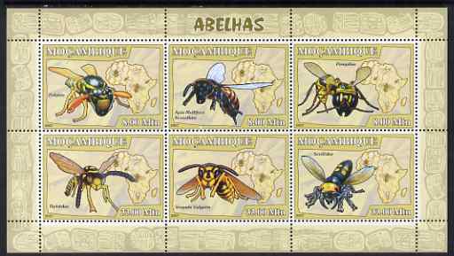 Mozambique 2007 Bees perf sheetlet containing 6 values unmounted mint Yv 2330-35, stamps on insects, stamps on bees, stamps on maps